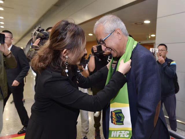 爱丝无内